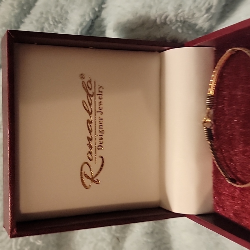 Designer Ranaldo Bracelet - Picture 2 of 3